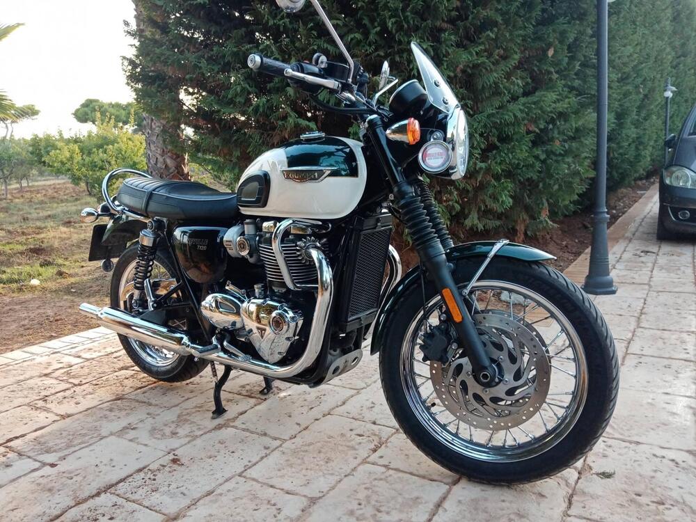 Triumph Bonneville T120 (2016 - 20) (3)