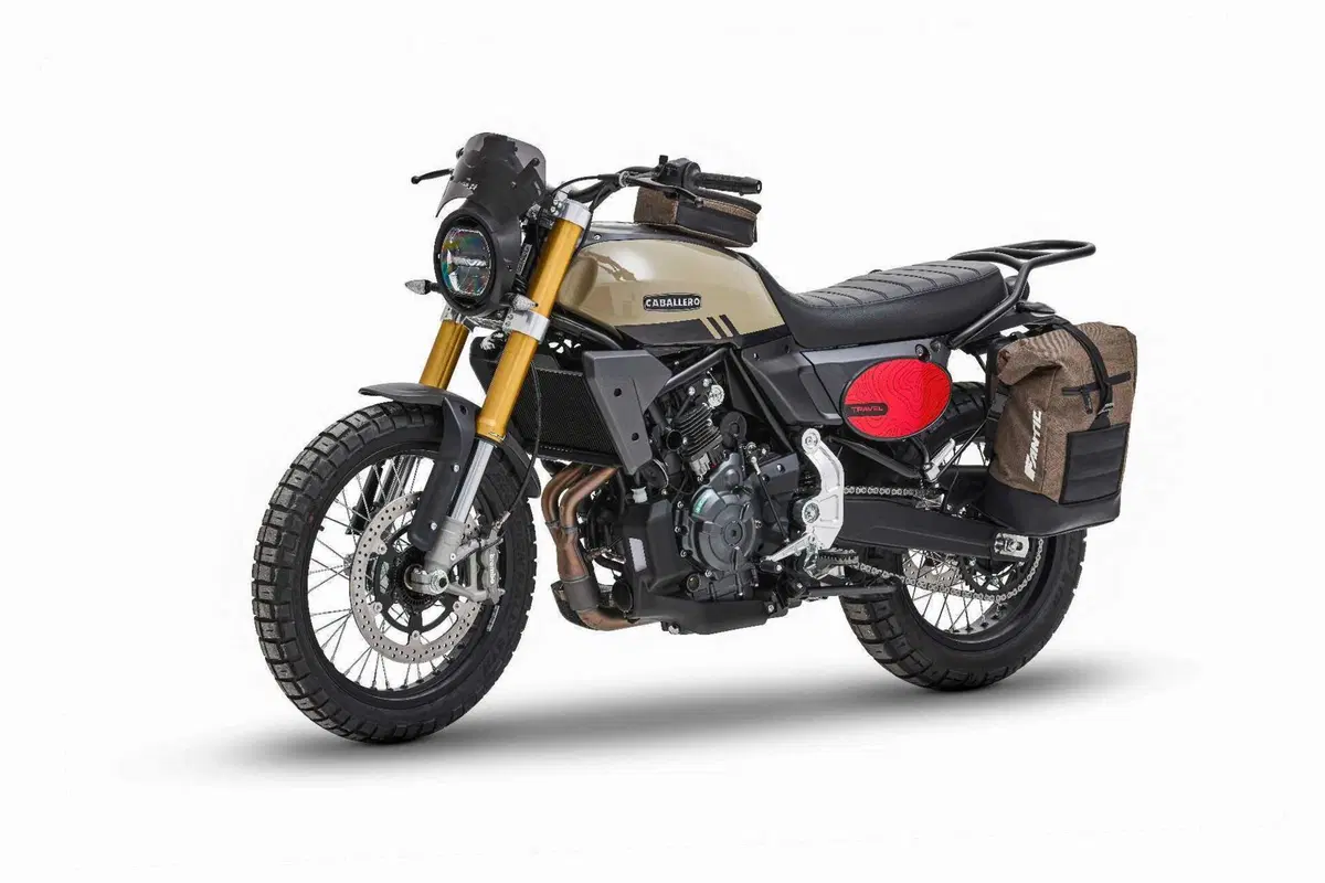 Fantic Caballero 700 MY25 in versione Travel o Deluxe [GALLERY]