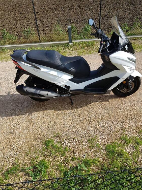 Kymco X-Town 300i ABS (2016 - 20) (2)