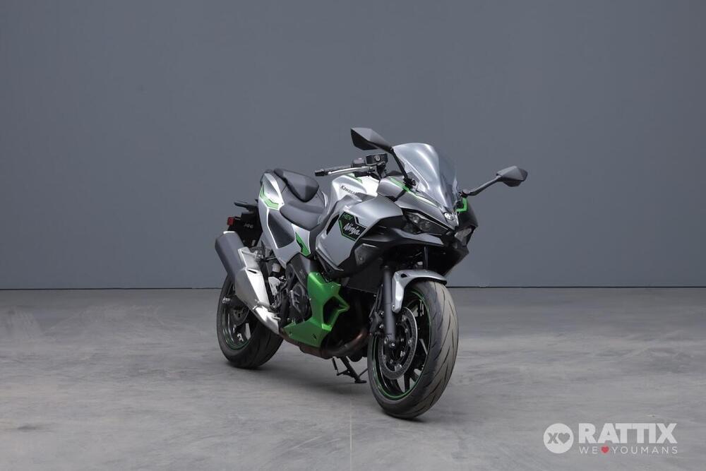 Kawasaki Ninja 7 Hybrid (2024)