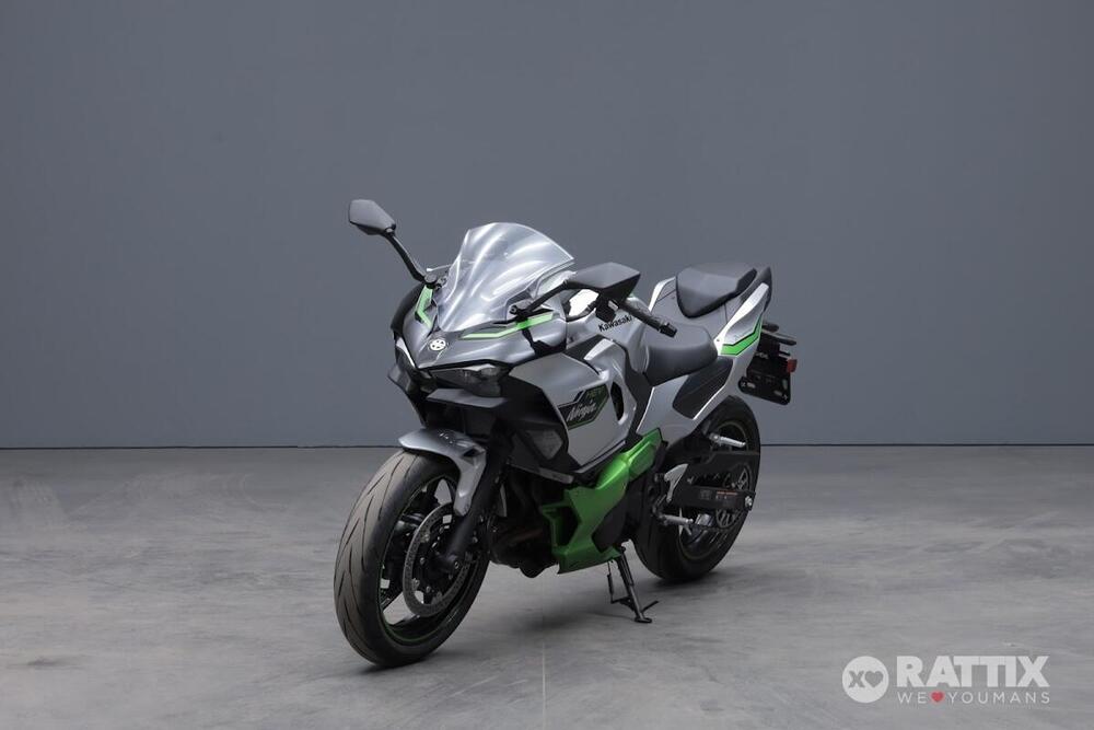 Kawasaki Ninja 7 Hybrid (2024) (2)