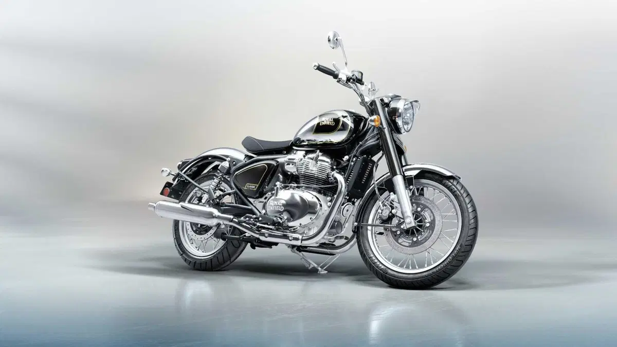 Royal Enfield Classic 650 TEST: back to the future! [VIDEO & GALLERY] (3)