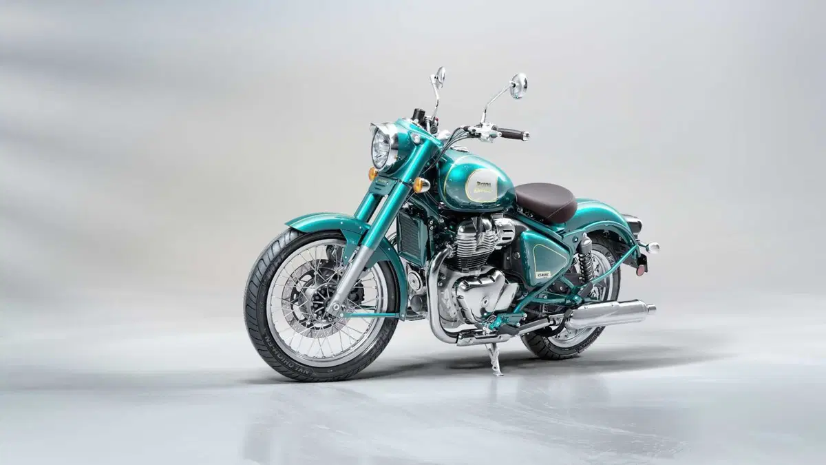Royal Enfield Classic 650 TEST: back to the future! [VIDEO & GALLERY] (26)