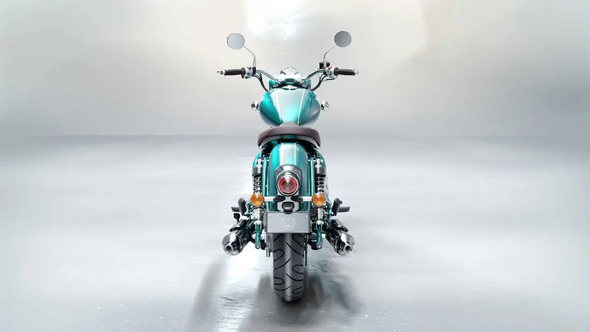 Royal Enfield Classic 650 TEST: back to the future! [VIDEO & GALLERY] (28)