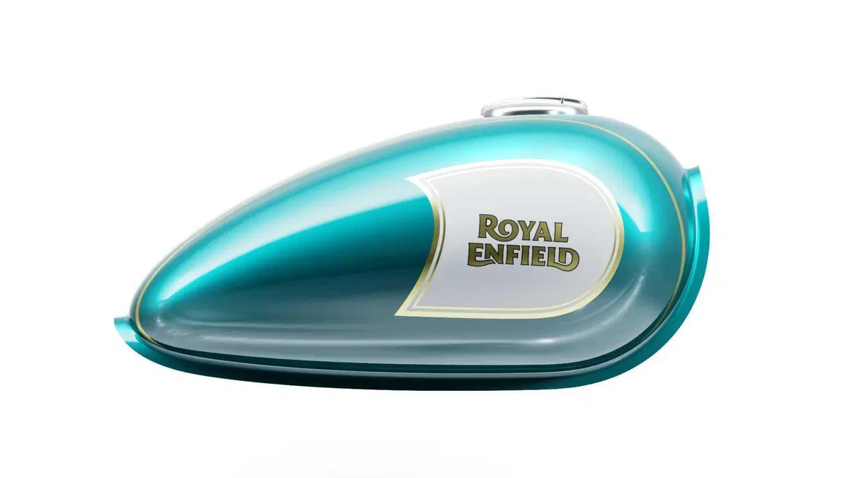 Royal Enfield Classic 650 TEST: back to the future! [VIDEO & GALLERY] (30)