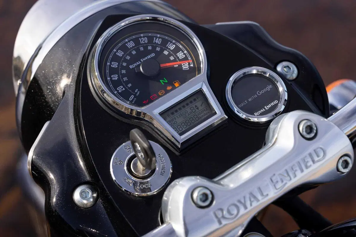 Royal Enfield Classic 650 TEST: back to the future! [VIDEO & GALLERY]