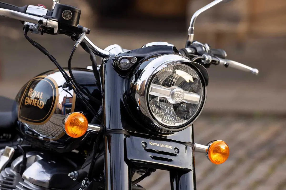 Royal Enfield Classic 650 TEST: back to the future! [VIDEO & GALLERY] (6)