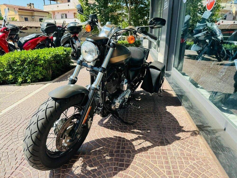 Harley-Davidson 1200 Custom ABS (2014 - 16) - XL 1200C (5)