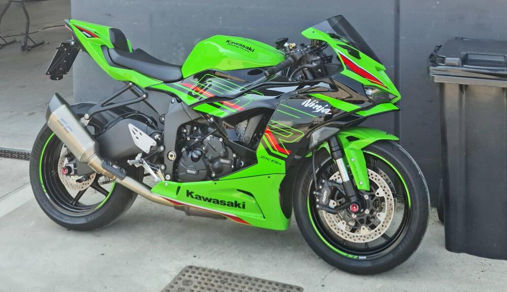 Kawasaki Ninja 636 ZX-6R (2024 - 25) (2)