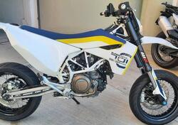 Husqvarna 701 Supermoto (2017 - 19) usata