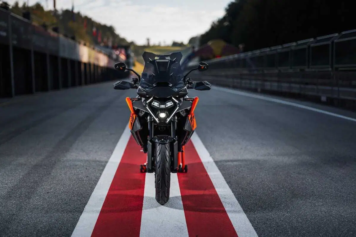 KTM 1390 Super Duke GT, eccola a EICMA! [VIDEO e GALLERY] (6)