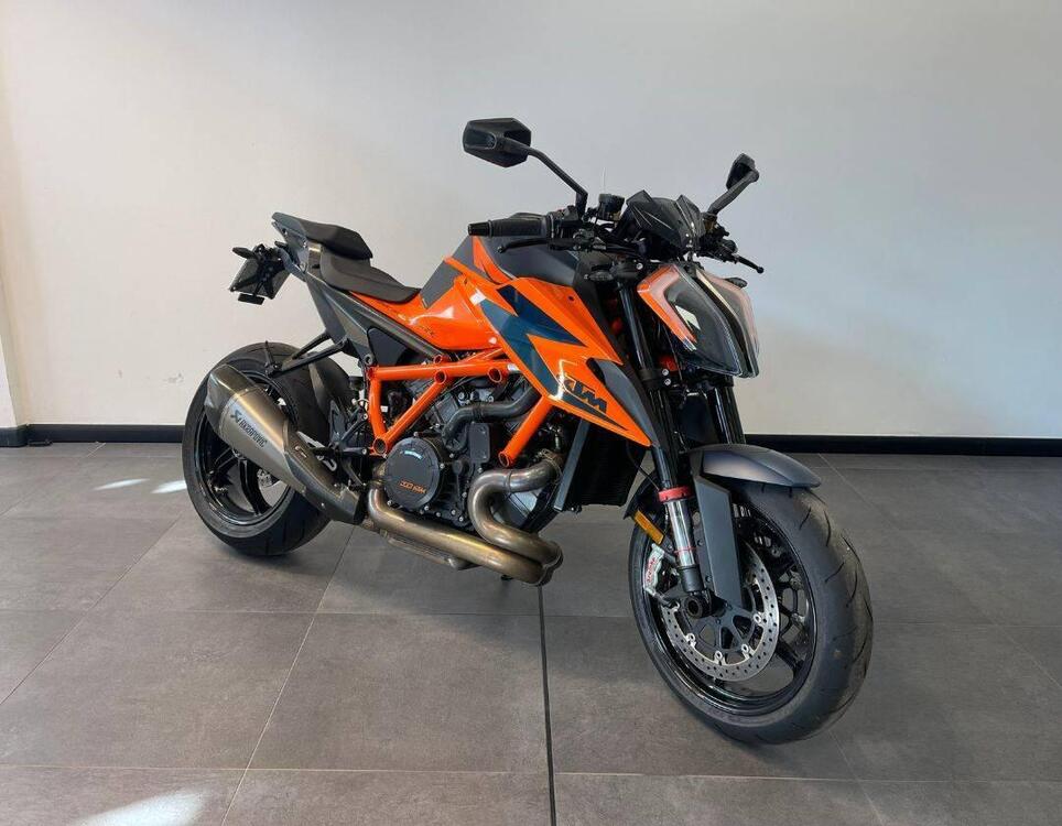 KTM 1290 Super Duke R (2020)