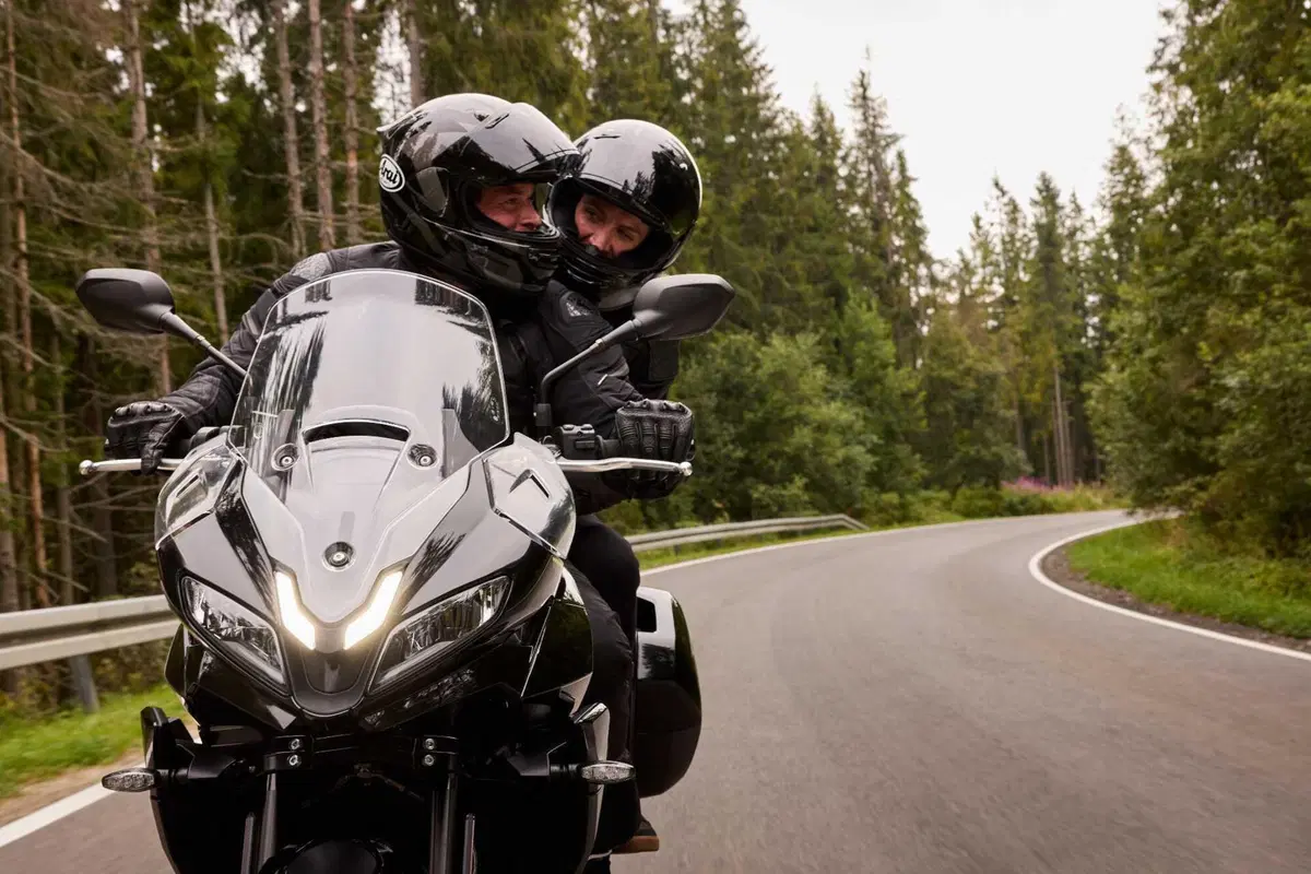 Tiger Sport 800: a EICMA la crossover sportiva di Triumph