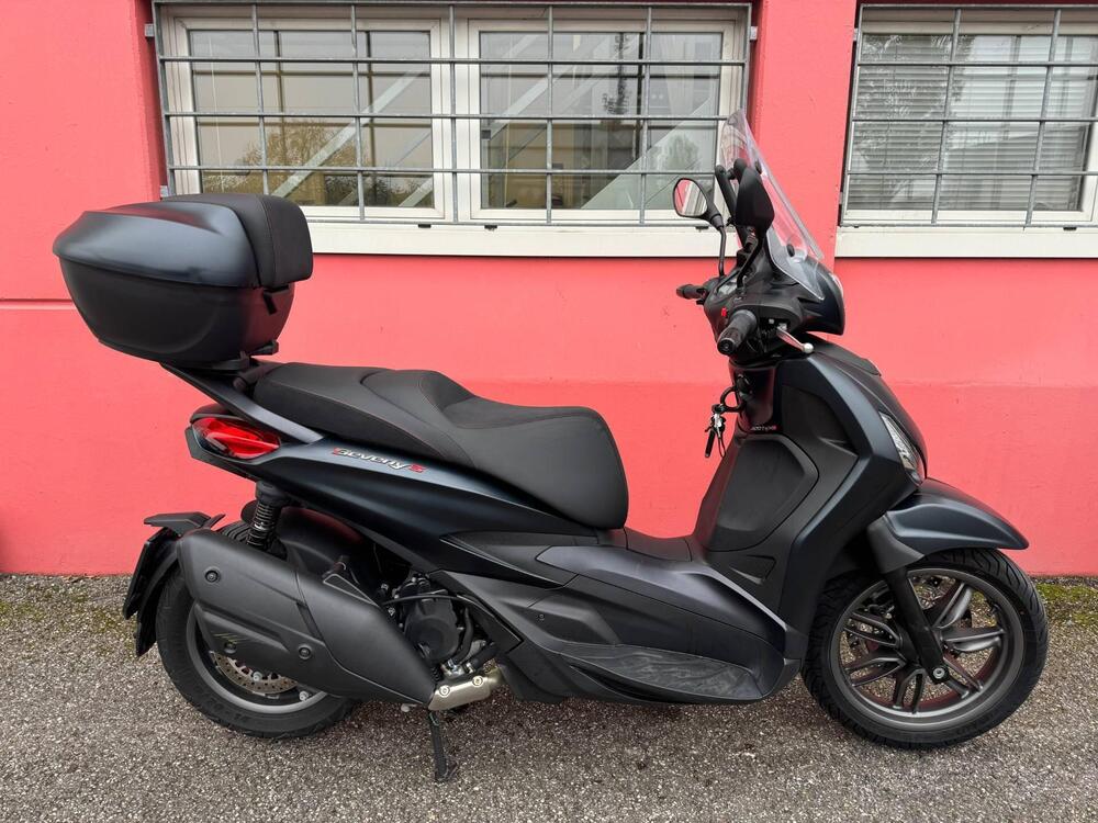 Piaggio Beverly 400 S ABS-ASR (2021 - 24) (2)