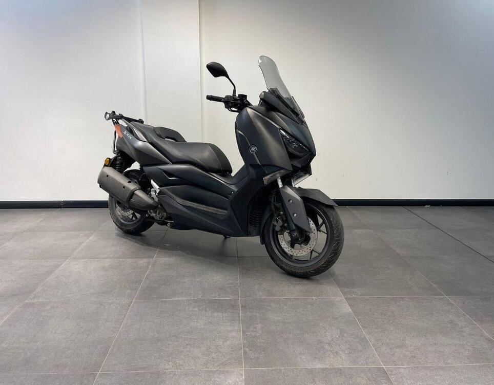 Yamaha X-Max 300 Iron Max (2019 - 20) (3)