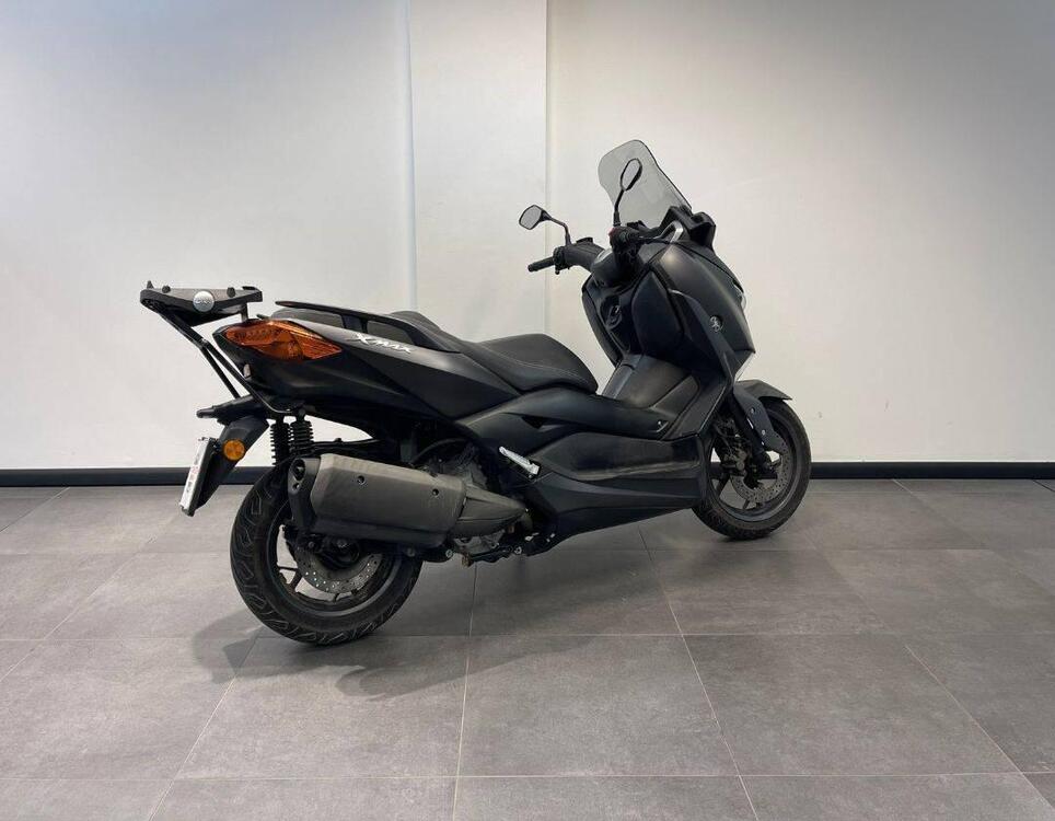 Yamaha X-Max 300 Iron Max (2019 - 20) (4)