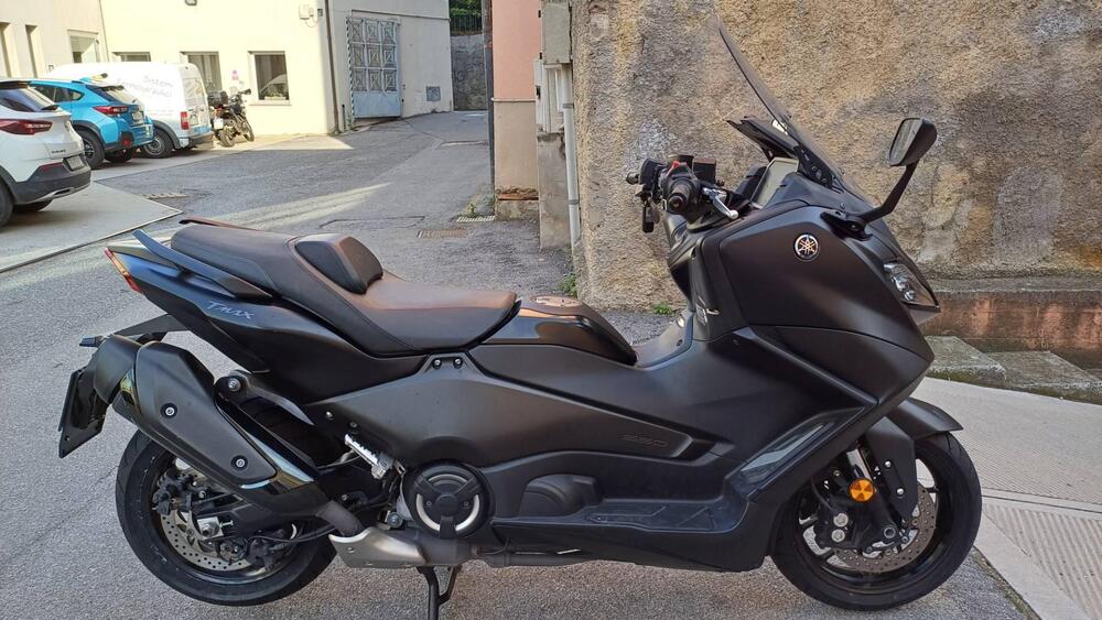 Yamaha T-Max 560 (2022 - 24)