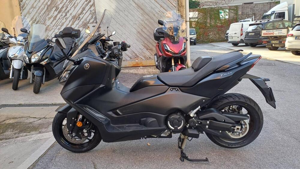 Yamaha T-Max 560 (2022 - 24) (2)