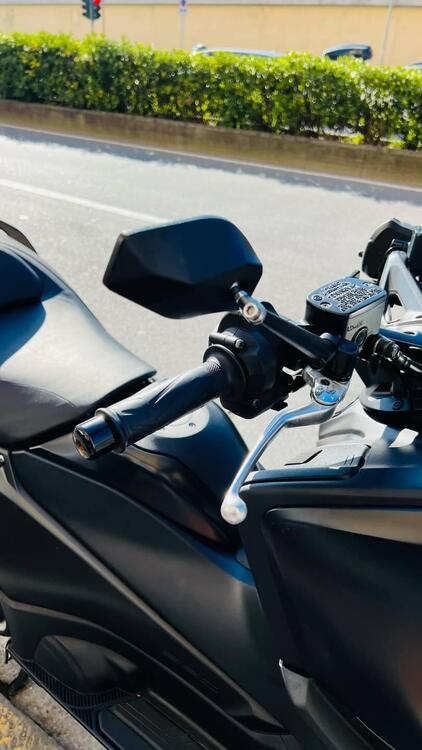 Yamaha T-Max 560 (2022 - 24) (3)