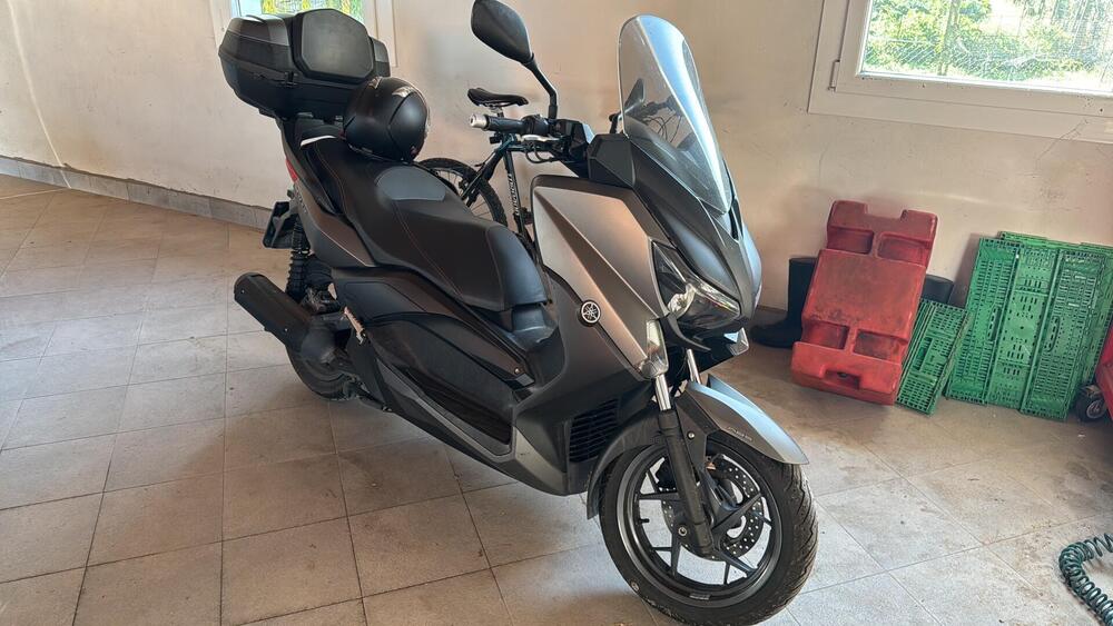 Yamaha X-Max 250 (2014 - 16) (4)