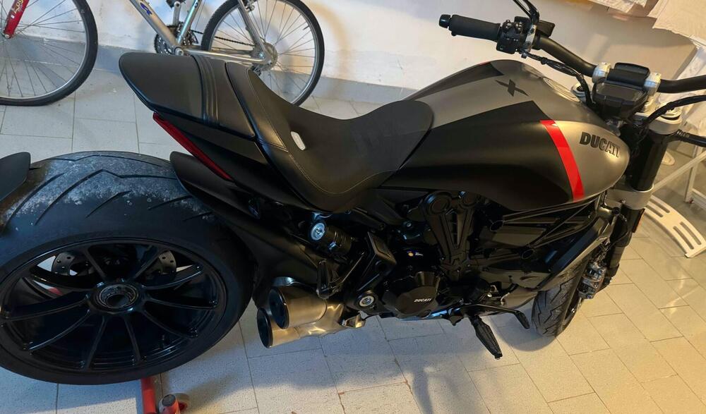 Ducati XDiavel 1262 Black Star (2021) (2)