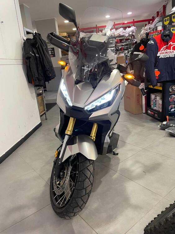 Honda X-ADV 750 DCT (2021 - 24) (4)