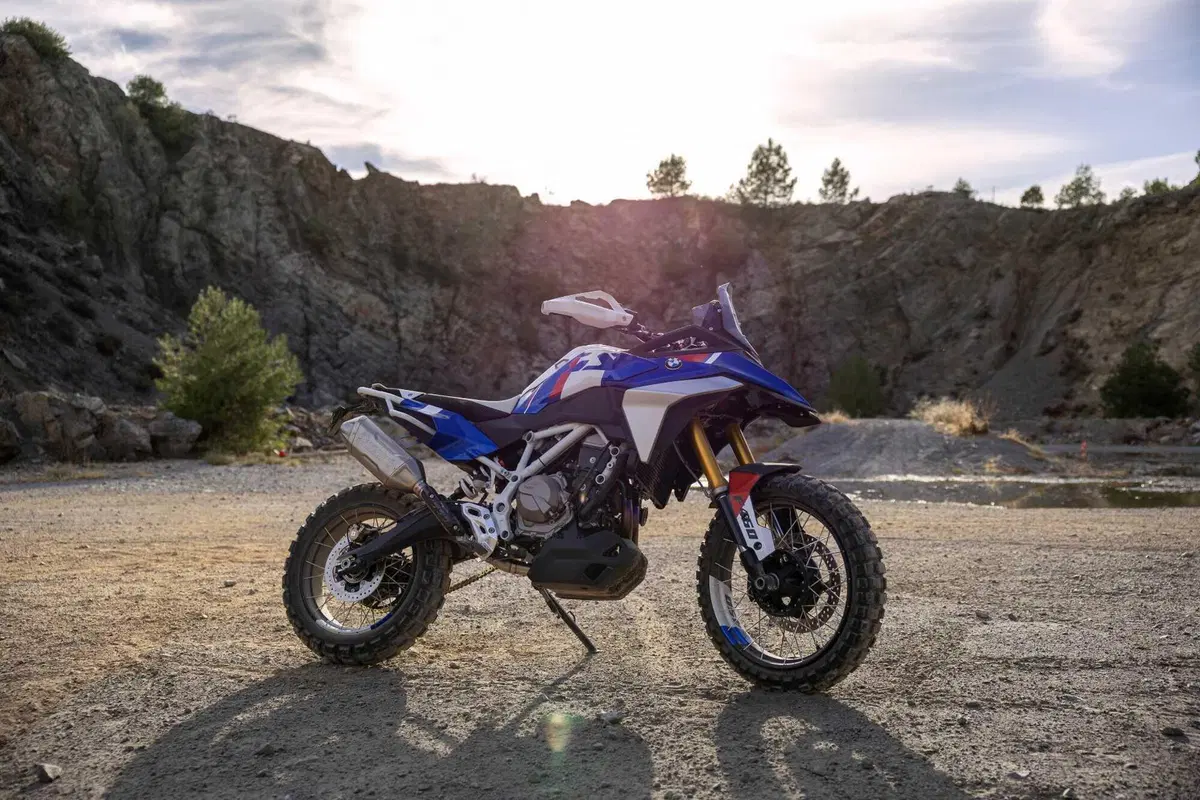 BMW svela a Eicma Concept F 450 GS [VIDEO e GALLERY] (11)