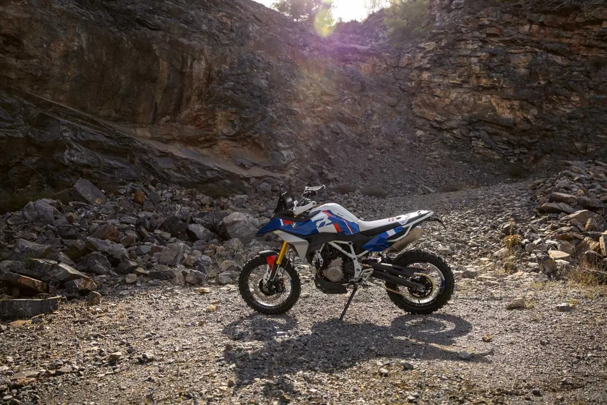 BMW svela a Eicma Concept F 450 GS [VIDEO e GALLERY] (15)