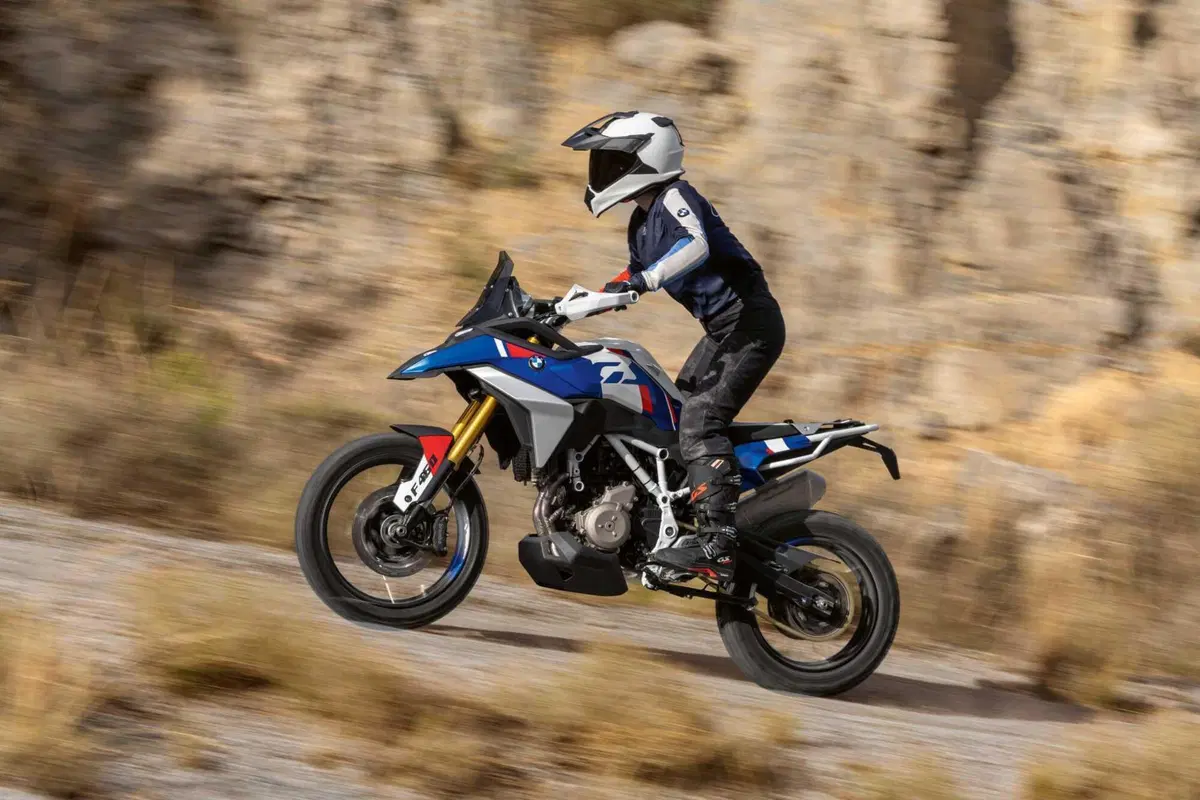BMW svela a Eicma Concept F 450 GS [VIDEO e GALLERY] (3)