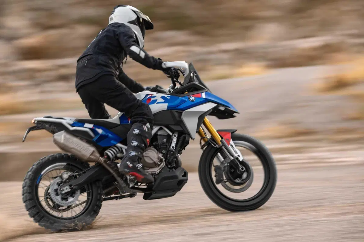 BMW svela a Eicma Concept F 450 GS [VIDEO e GALLERY]