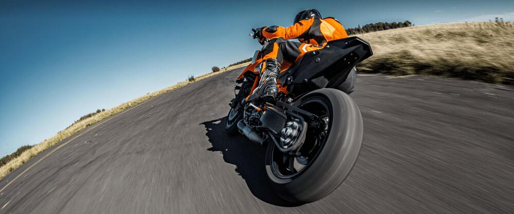 KTM 1390 Super Duke R (2024) (3)