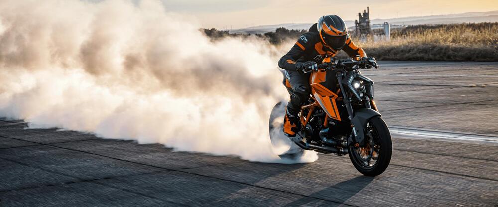 KTM 1390 Super Duke R (2024) (4)