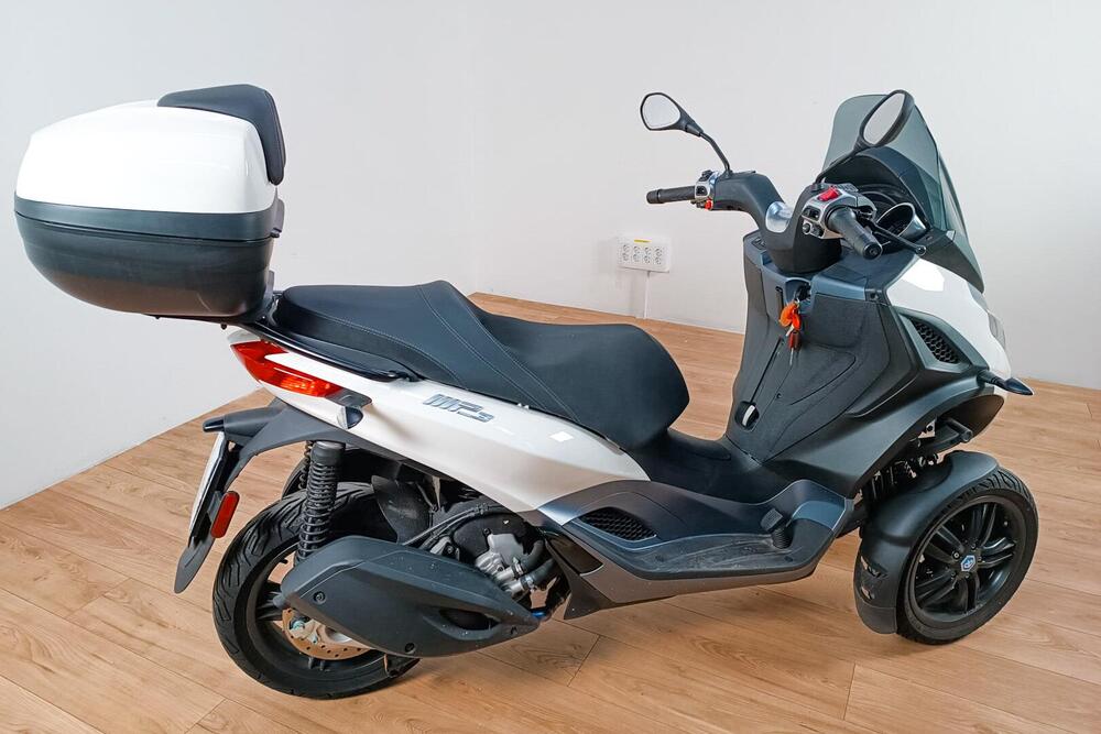 Piaggio MP3 300 ABS Hpe (2021 - 24) (3)