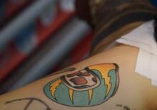 Moto e tatuaggi: un legame indissolubile [VIDEO]