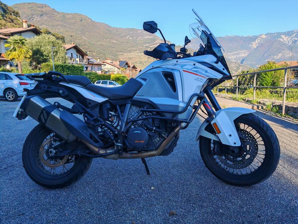 KTM 1290 Super Adventure T (2017) (5)