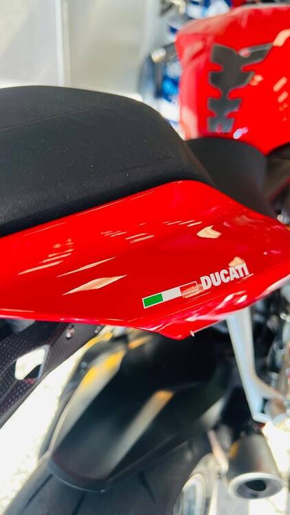 Ducati Panigale V2 (2021 - 24) (4)