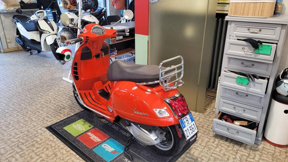 Vespa GTS 300 (2023 - 24) (4)