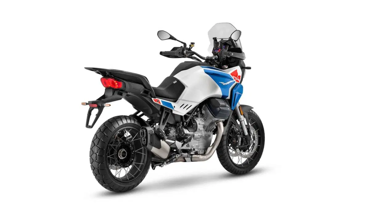 Moto Guzzi Stelvio Stelvio Duecento Tributo (2025 - 26) (4)