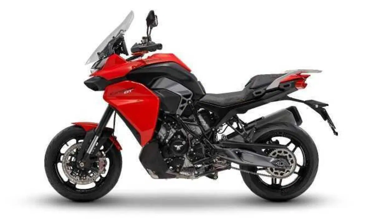 Nata per viaggiare: a EICMA la nuova Moto Morini Corsaro GT [VIDEO e GALLERY]