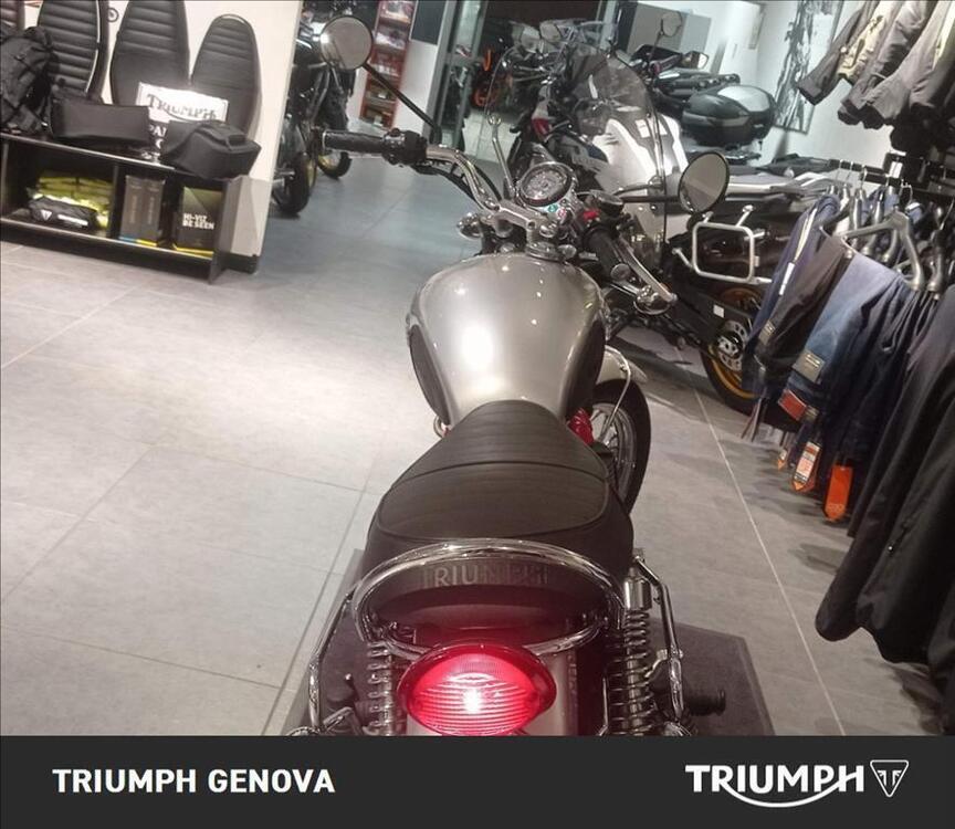 Triumph Bonneville T100 (2008 - 16) (4)