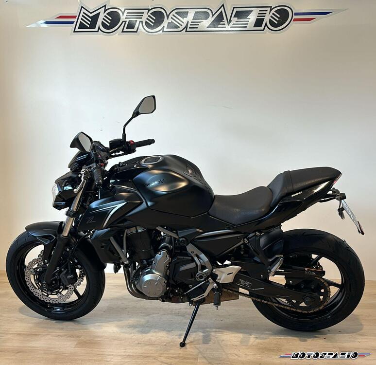 Kawasaki Z 650 (2017 - 19) (4)