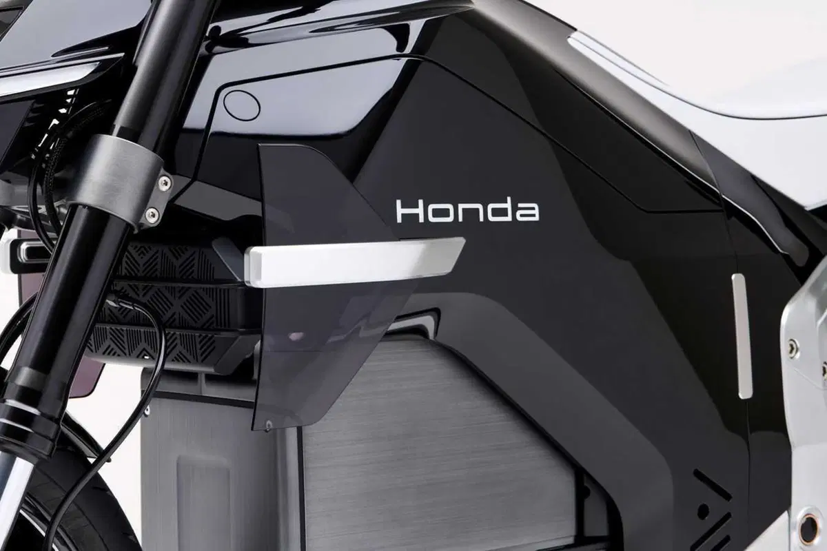 Honda porta a EICMA il Concept EV: uno sguardo verso il futuro! (4)
