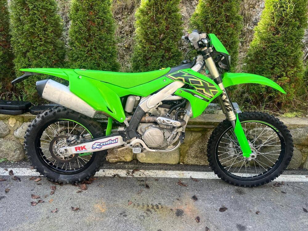 Kawasaki KX 250 X (2022)