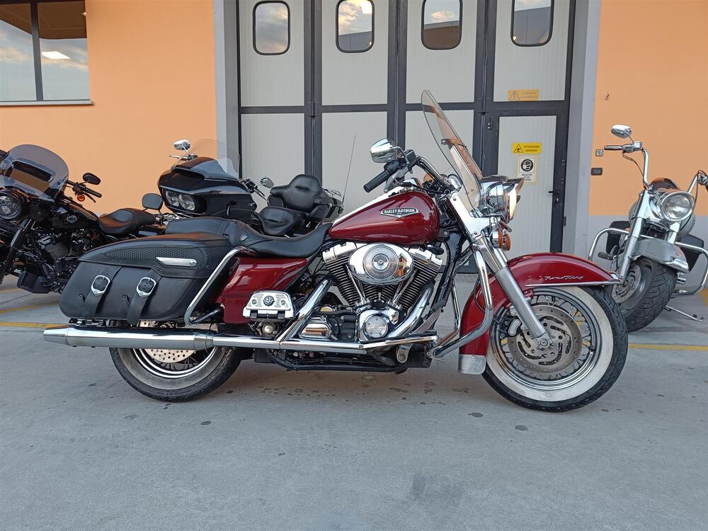 Harley-Davidson 1450 Road King Classic (2006 - 07) - FLHRCI