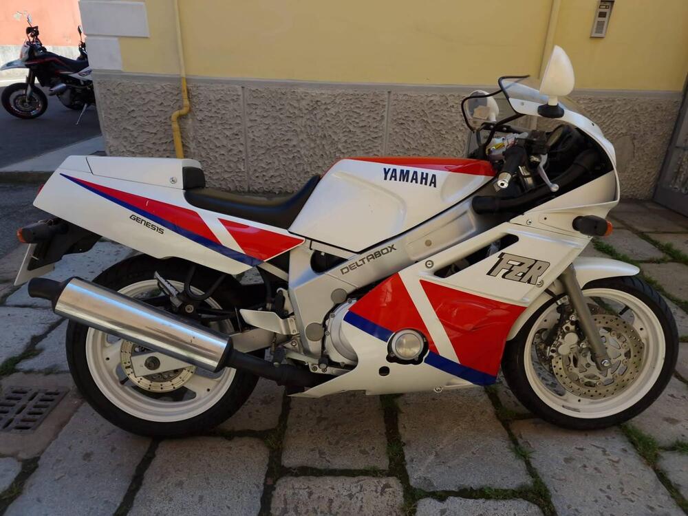 Yamaha FZR 600 (1989 - 90)