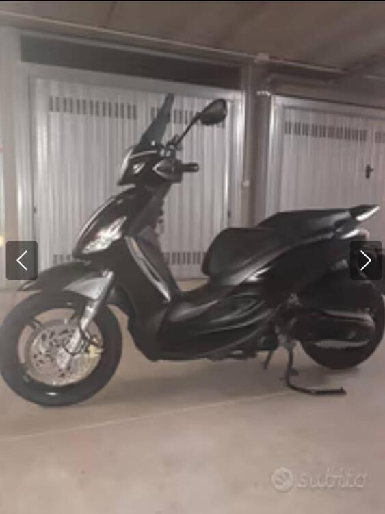 Piaggio Beverly 350 SportTouring ie ABS (2011 - 17)