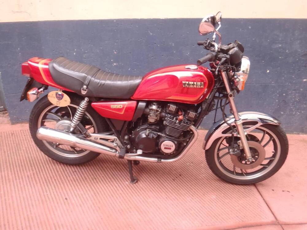 Yamaha XJ 550 (2)