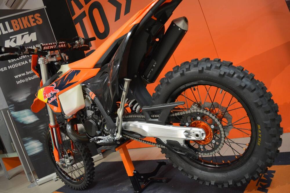 KTM EXC 300 TBI (2024) (4)