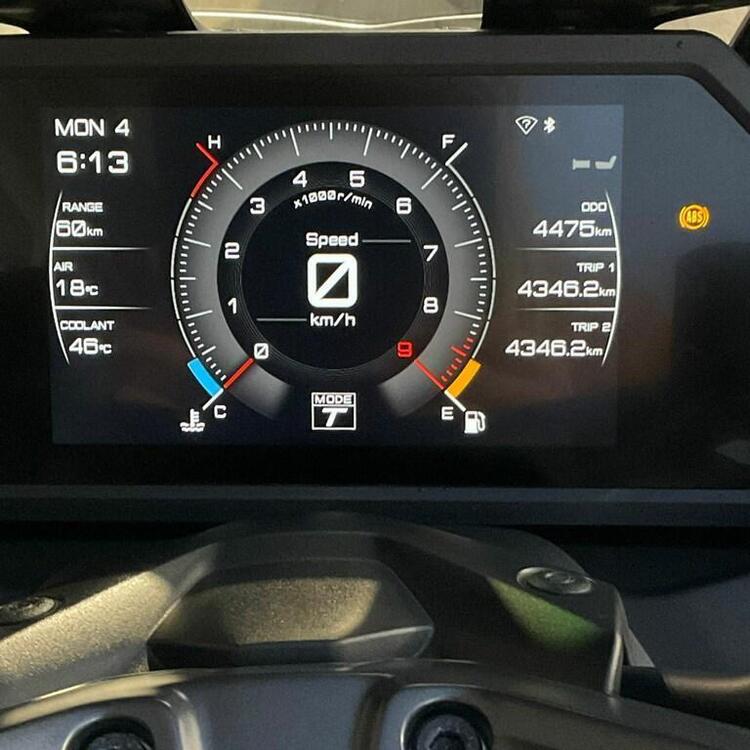 Yamaha T-Max 560 Tech Max (2022 - 24) (5)