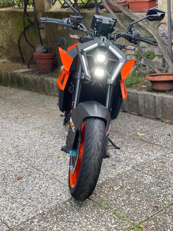 KTM 990 Duke (2024)